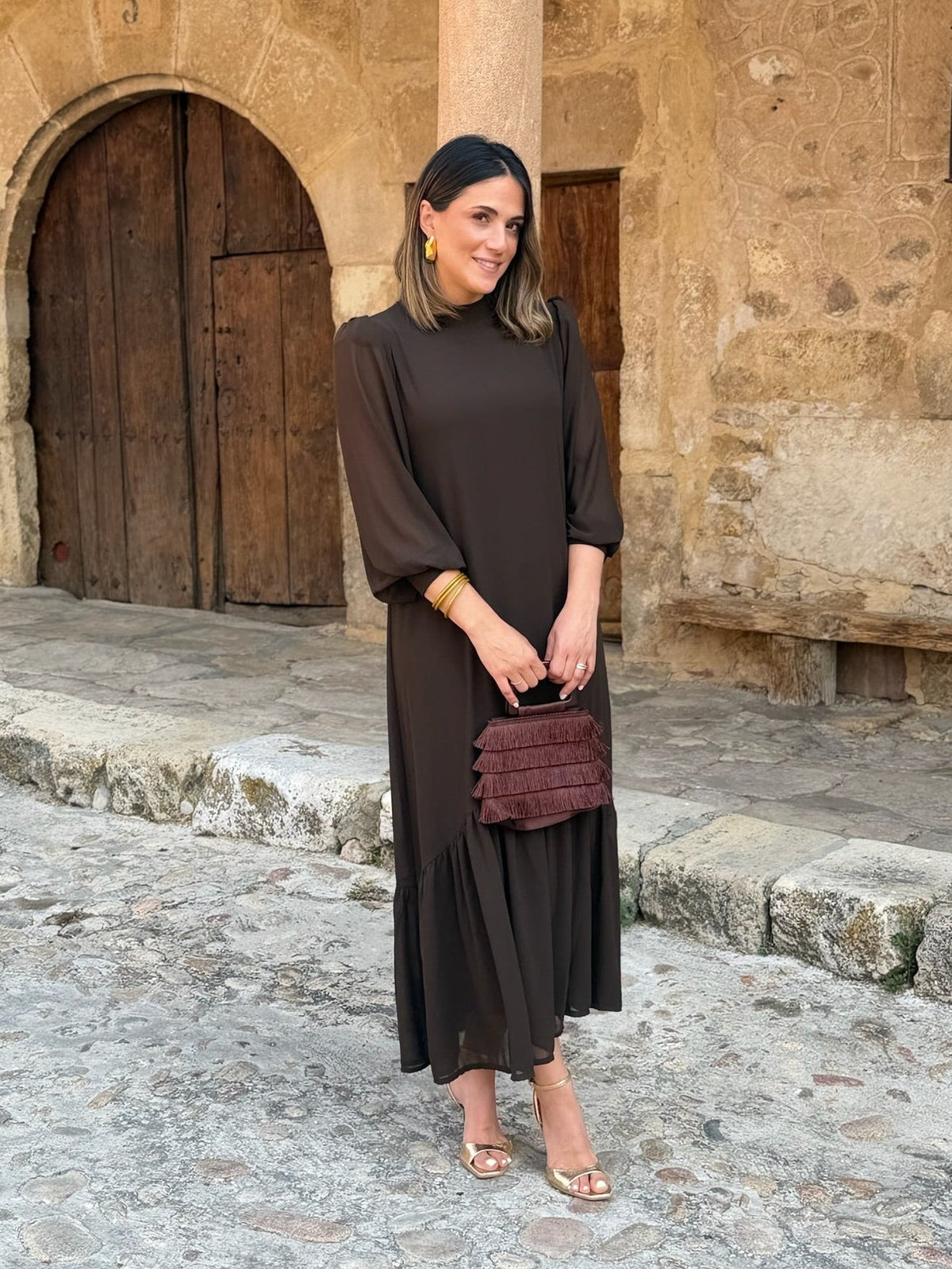 Elena™ | Vestido largo con vuelo y manga abullonada