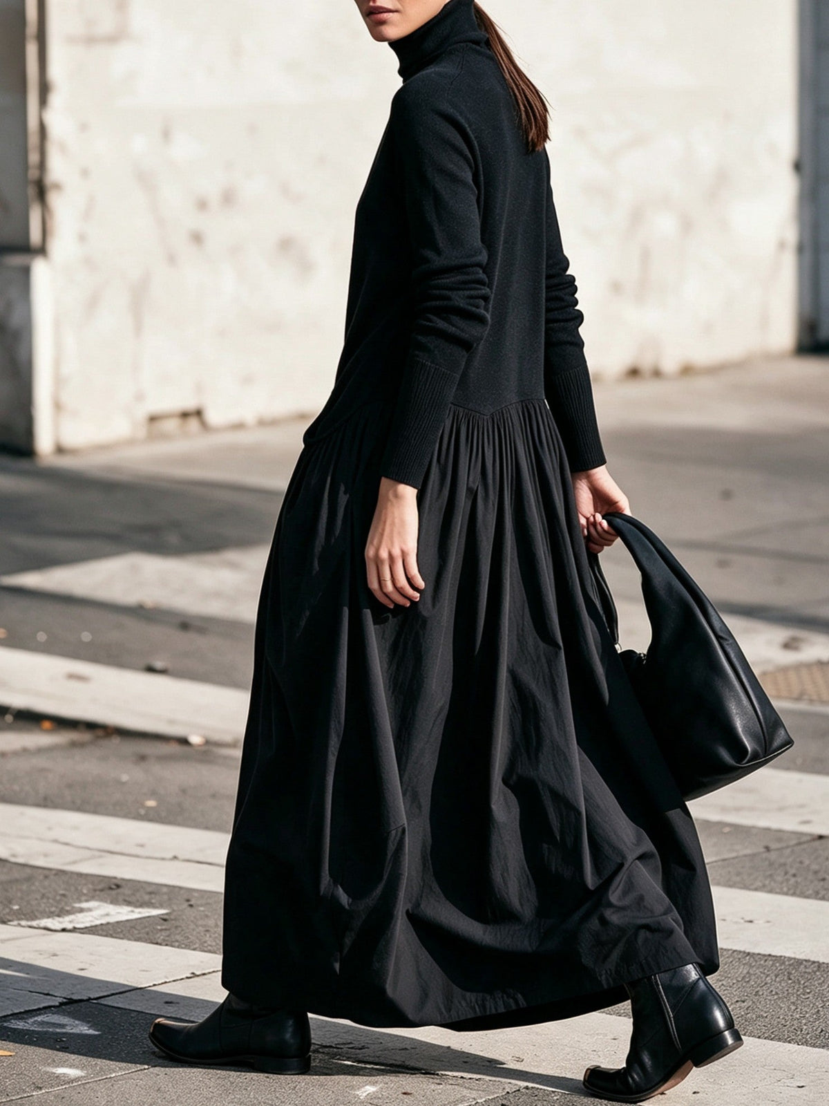 Alma™ | Vestido largo de cuello alto con bolsillos