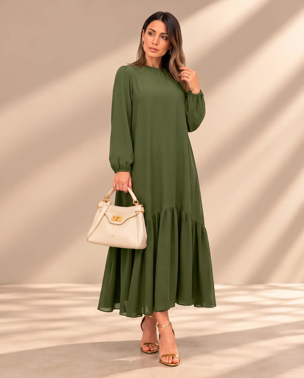 Elena™ | Vestido largo con vuelo y manga abullonada
